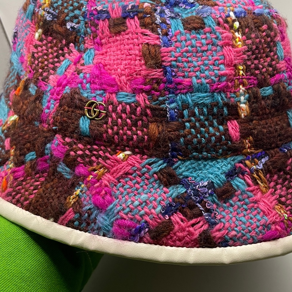 Gucci Pink Tweed Bucket Hat - Picture 11 of 11